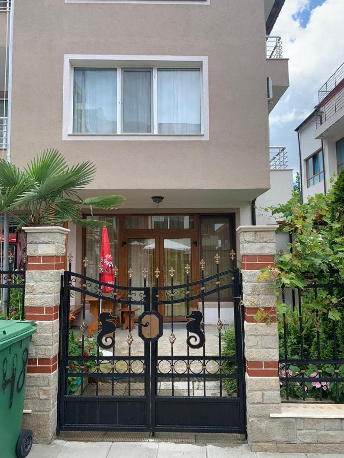 Desi House 302B Cozy Studio Nesebarアパートメント エクステリア 写真